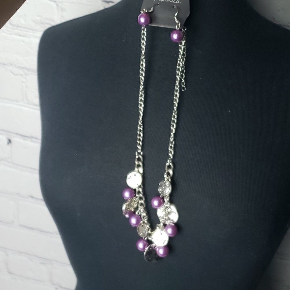 Paparazzi Necklace and Earrings Set